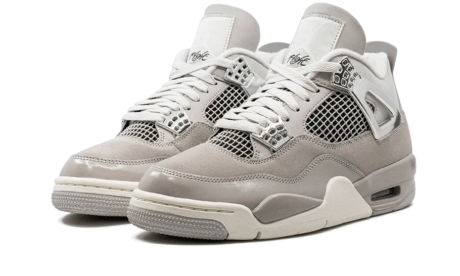 Air Jordan 4 Retro Frozen Moments