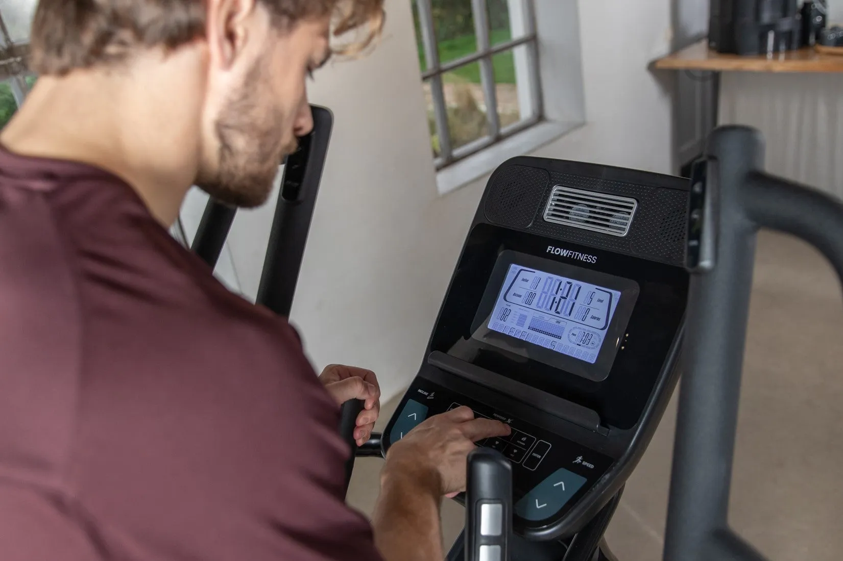 Bicicleta Flow Fitness Perform X5i Crosstrainer