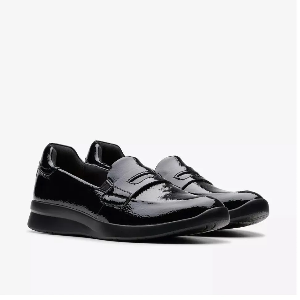 Clarks Women's Ellowyn Penny Black Crinkle Patent 26180089