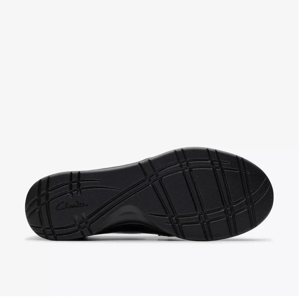 Clarks Women's Ellowyn Penny Black Crinkle Patent 26180089