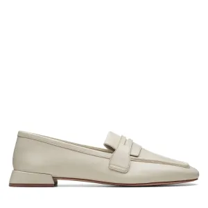 Clarks Women's Ubree15 Surf Ivory Leather 26174863