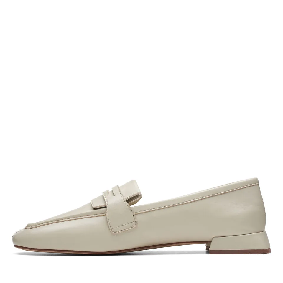 Clarks Women's Ubree15 Surf Ivory Leather 26174863