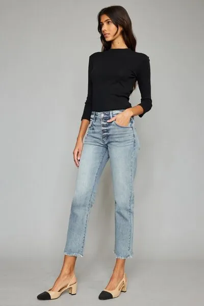 CROPPED STRAIGHT JEANS