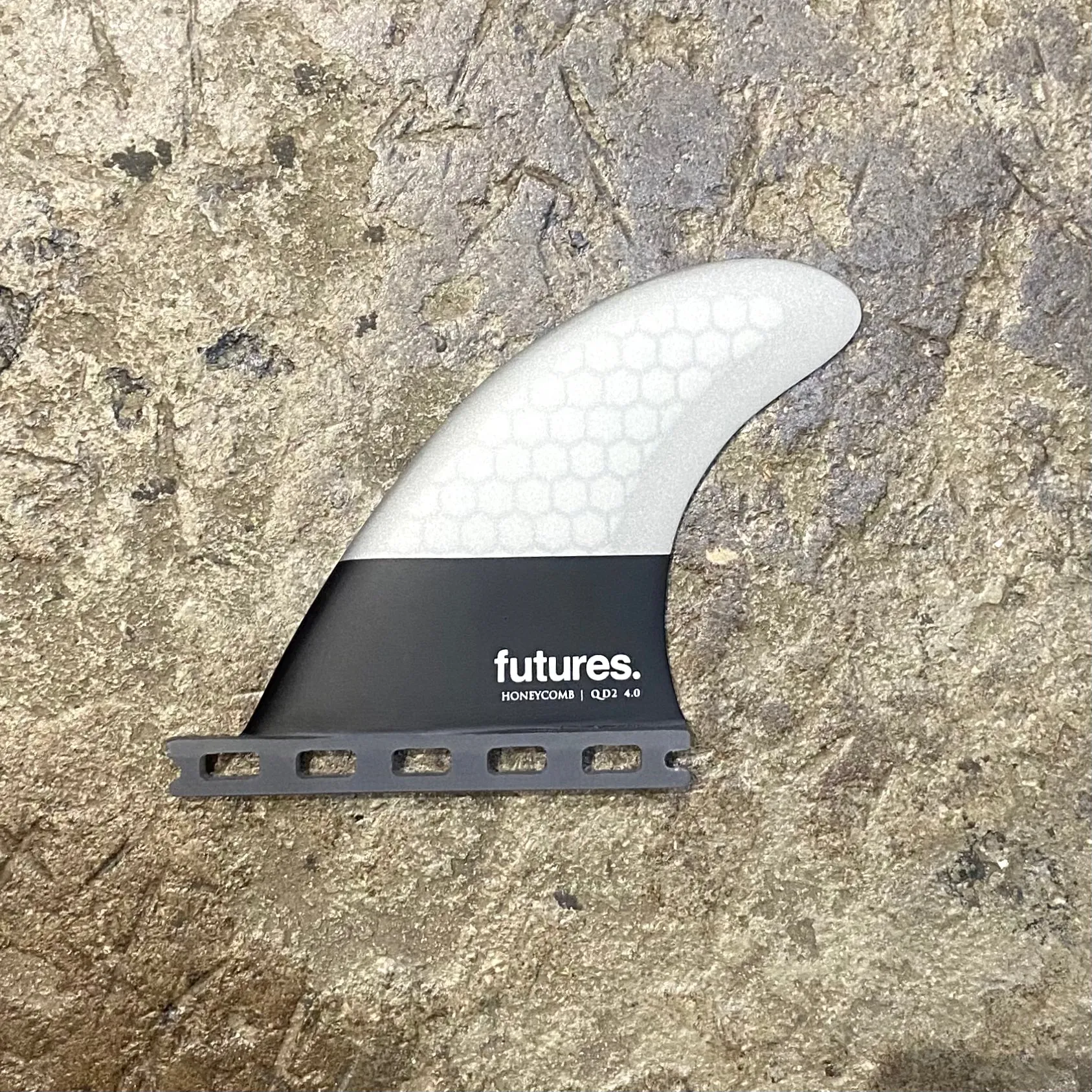 futures   QD2 4.0 FLAT HONEYCOMB  M