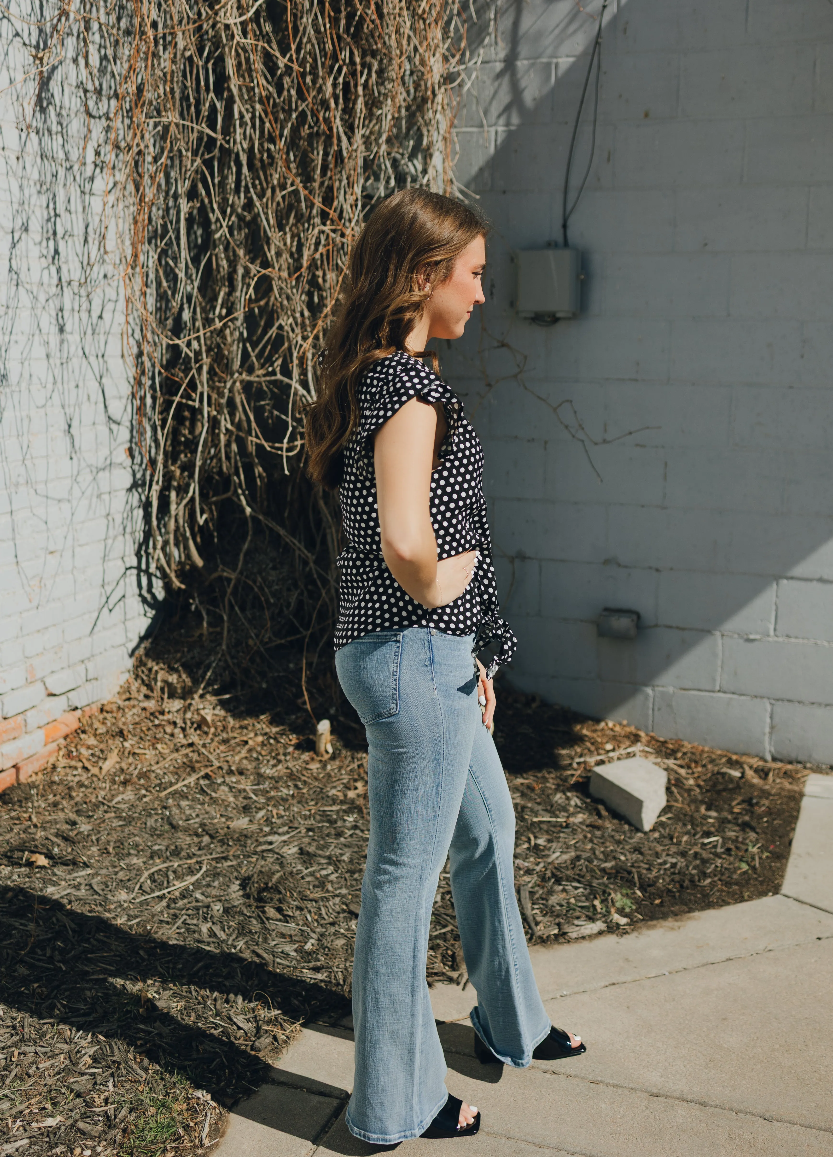 Liverpool Hannah Flare 32" - Ahmanson
