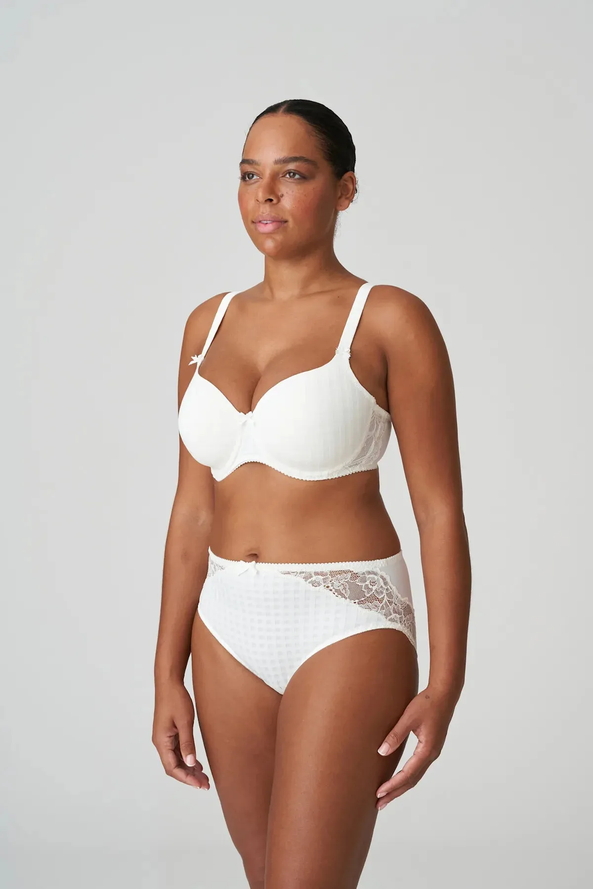 Madison Padded Heart Shape Bra In Natural - Prima Donna
