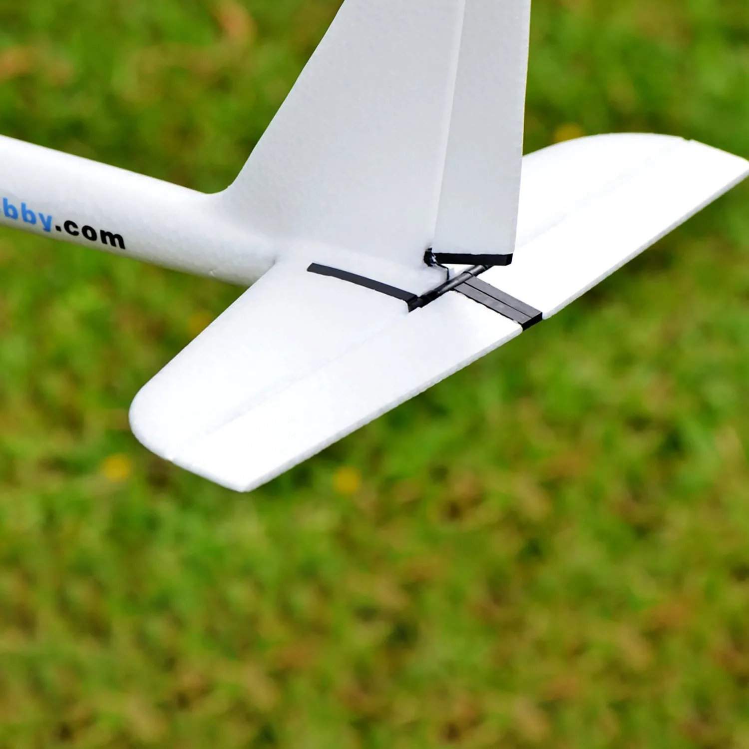 OMP Hobby T720 RC Plane RTF 6 Axis Gyro Stabilizer RC Airplane with Normal Flight Mode One Button Start Aerobatic Flight Mode Beginners RC Planes