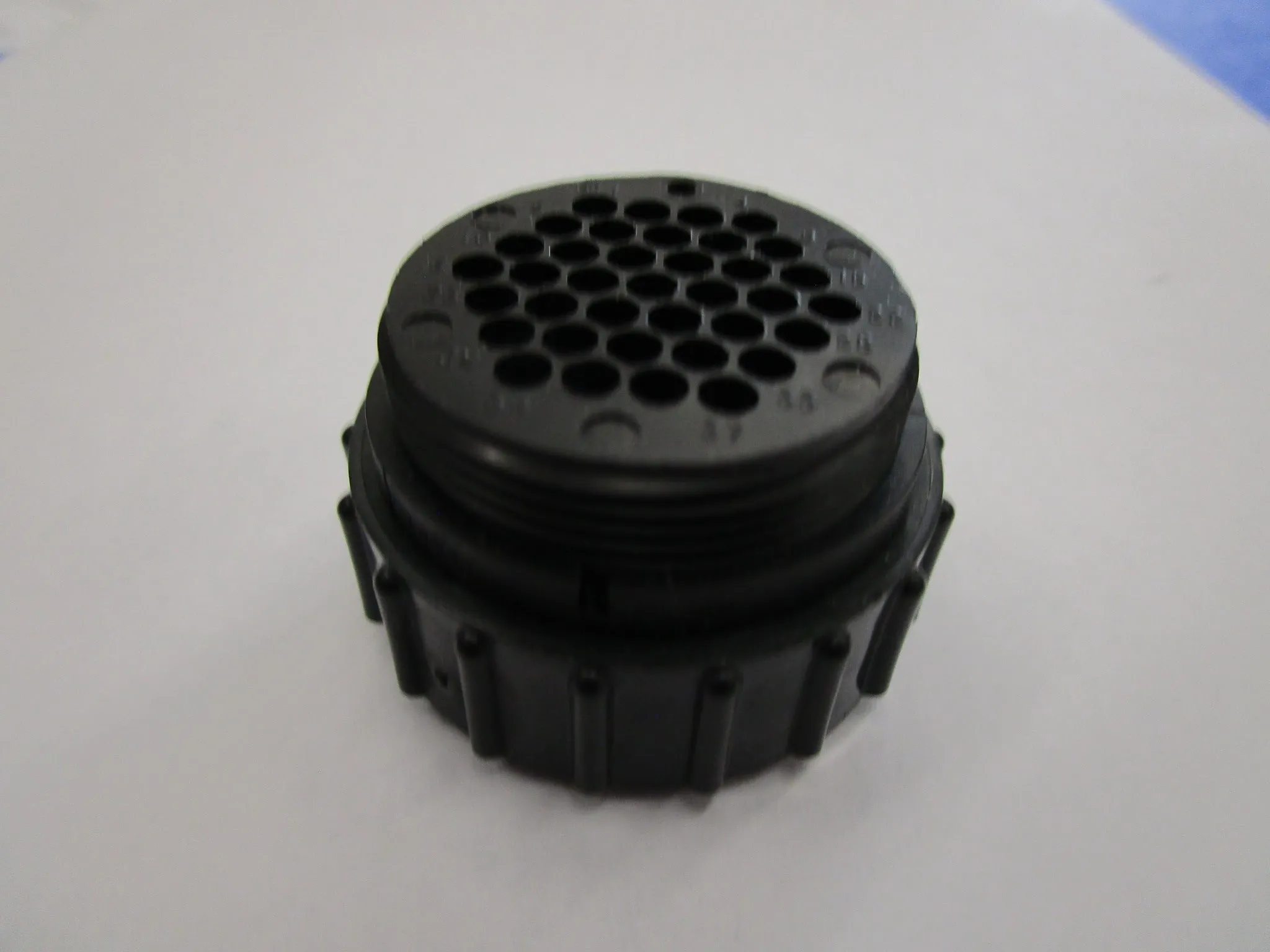 S1-37 : 37 PIN PLUG CONN. KIT - SERIES 1