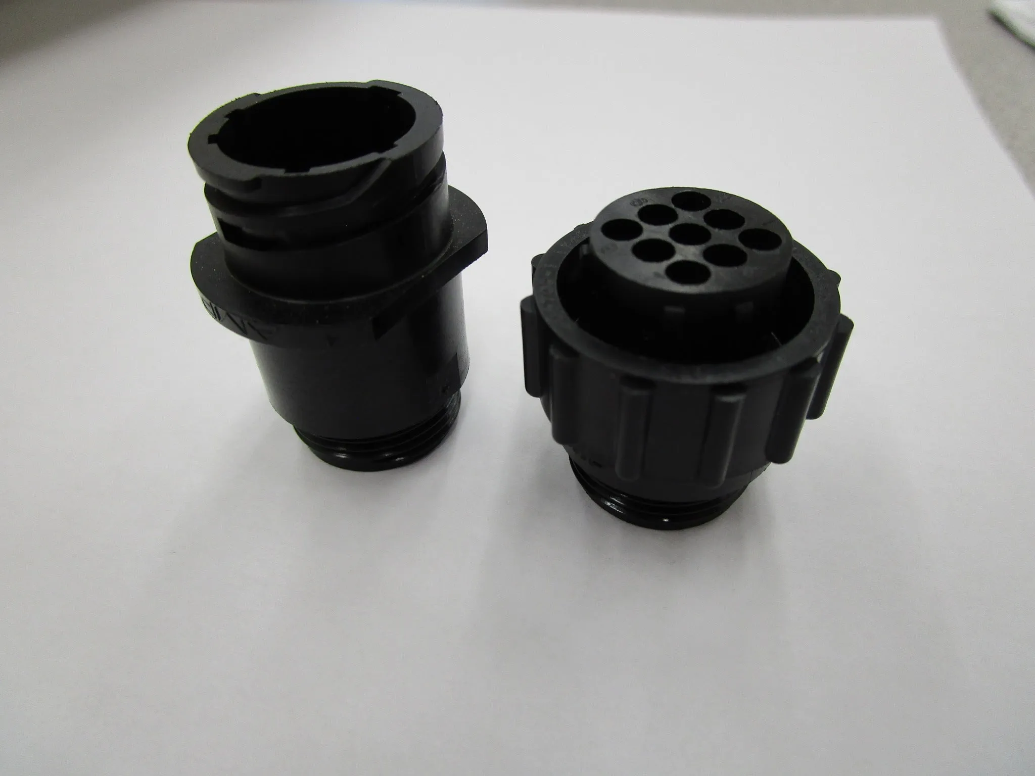 S2-9 : 9 PIN PLUG CONN. KIT - SERIES 2
