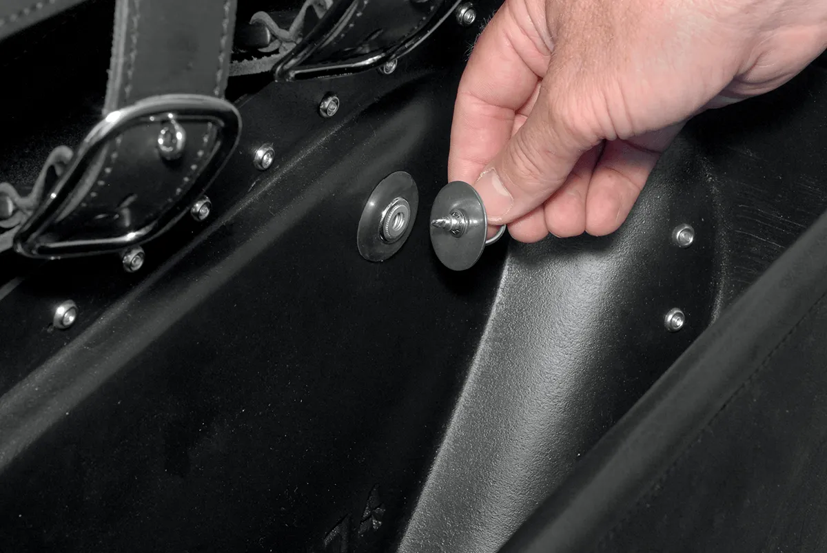 Saddlemen 3501-0342 S4 Saddlebag Complete Quick Disconnect Kit