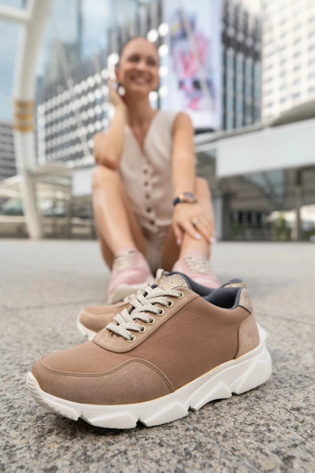 Savoura Sneakers